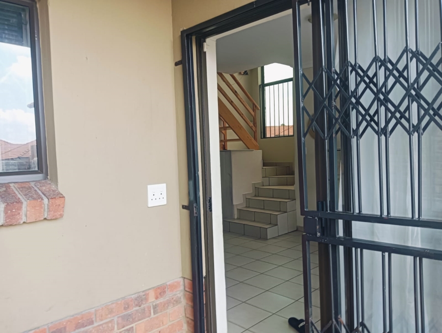 3 Bedroom Property for Sale in Waterval East North West